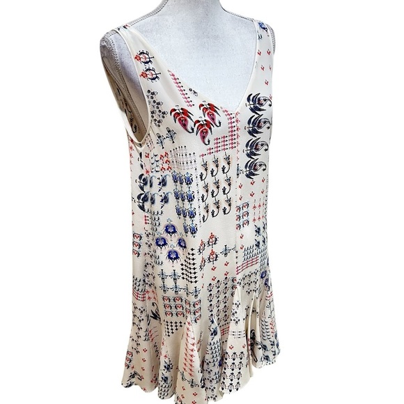 Club Monaco Delaynee 100% silk Printed Sleeveless fit & flare Dress size small - Picture 4 of 10
